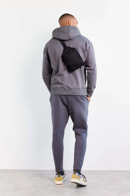 The Sport Sling in Black