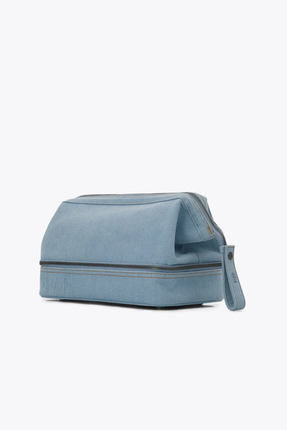 Gap x BÉIS The Dopp Kit in Denim Blue
