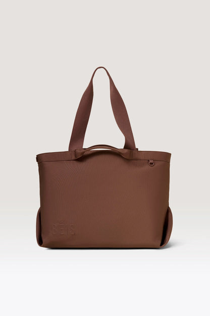 The Travel Tote in Maple